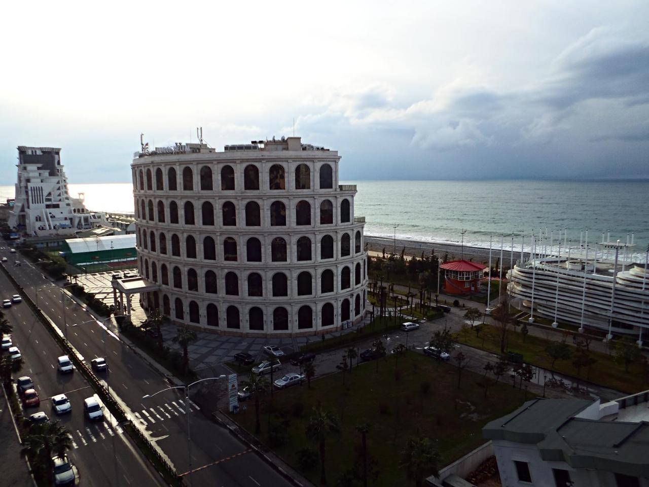 Sea View Rock Hotel Batumi Exterior foto