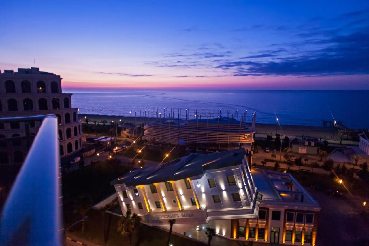 Sea View Rock Hotel Batumi Exterior foto